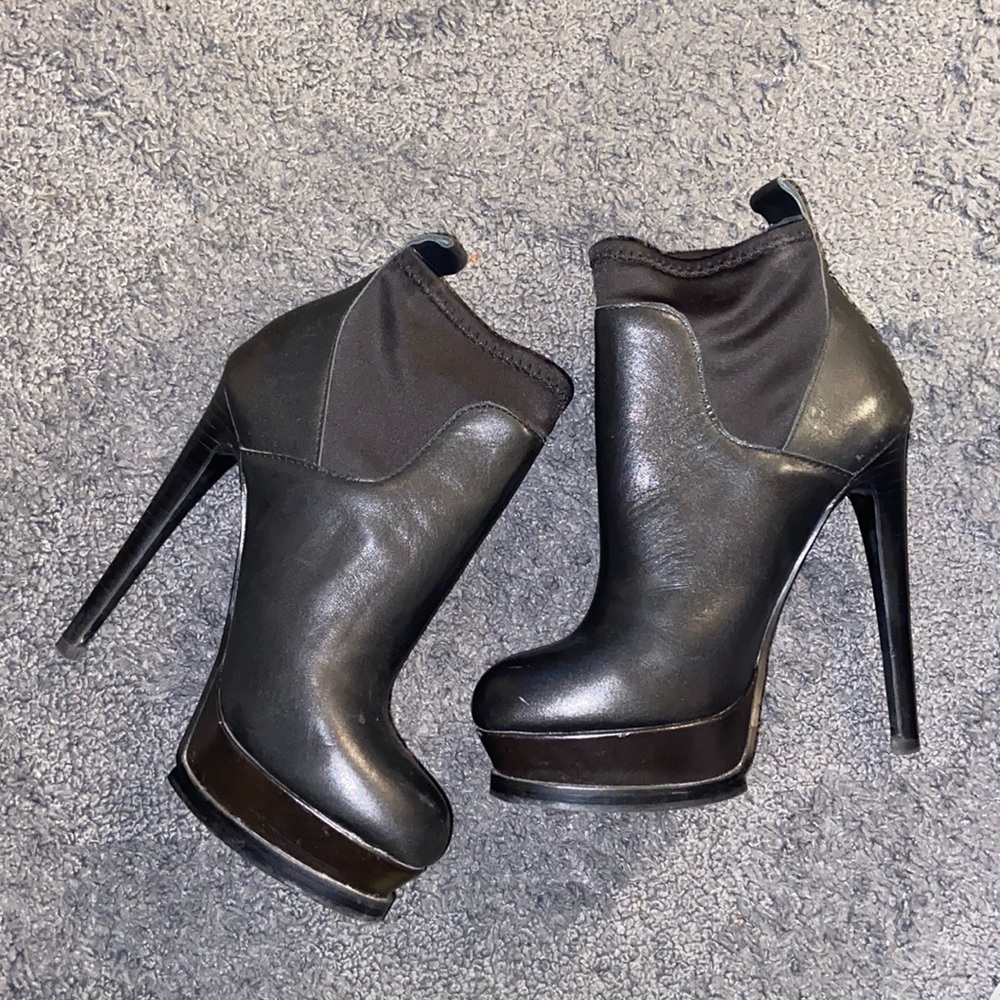 Steve Madden Boots